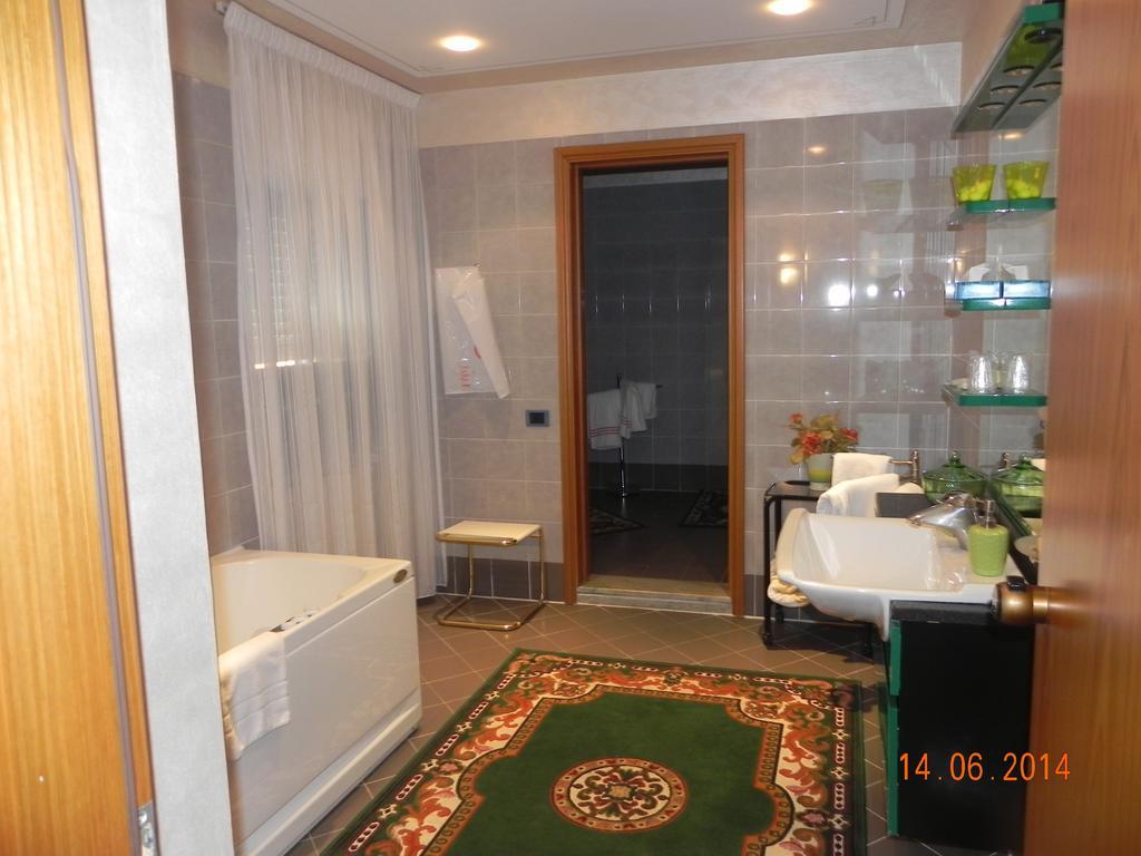 Hotel La Ruota Pianfei Oda fotoğraf